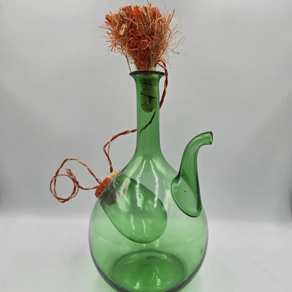 Vintage‎ Hand Blown Green Glass Italian Wine Decanter With Ice Chamber & Stopper